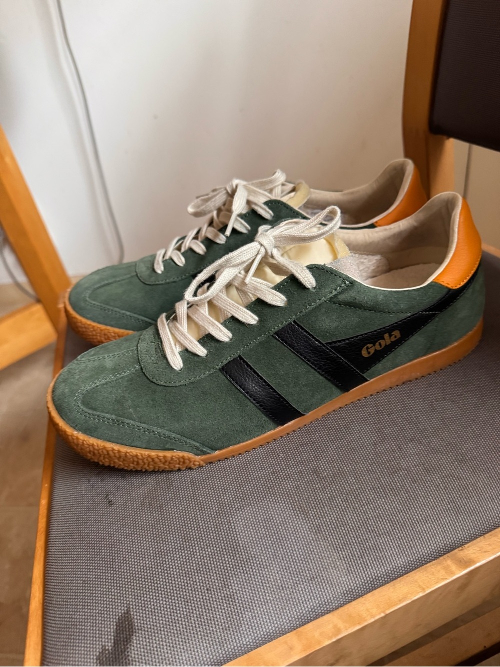 Gola Elan Men's Green Suede Sneakers with Yellow. Orange heel. - Picture 3 of 10